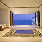 فندق وأجنحة نابا مرميد 4*