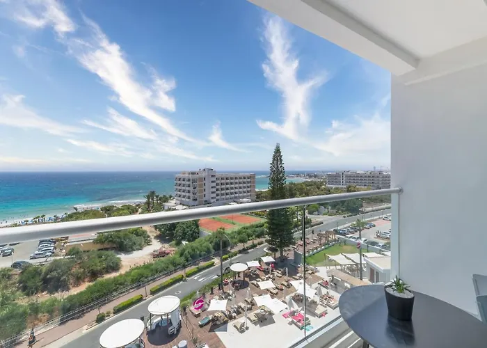 Napa Mermaid & Hotel 4*