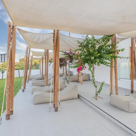 호텔 Napa Mermaid & 4*