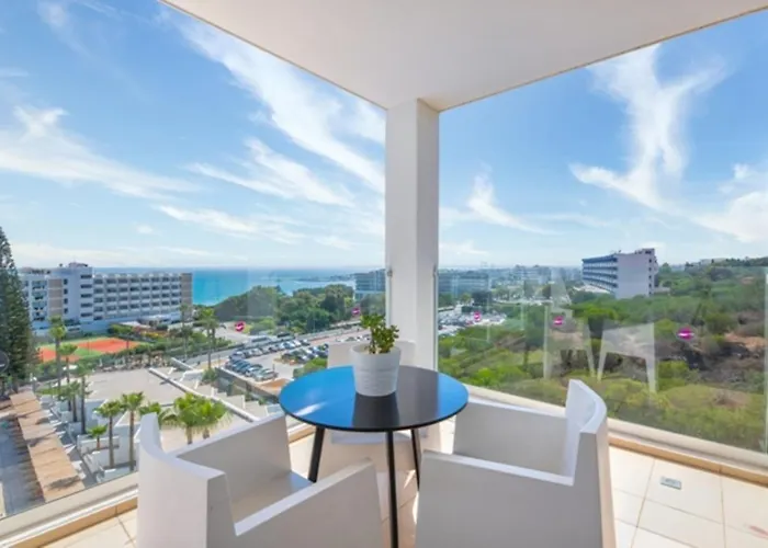 Hotell Napa Mermaid & Ayia Napa