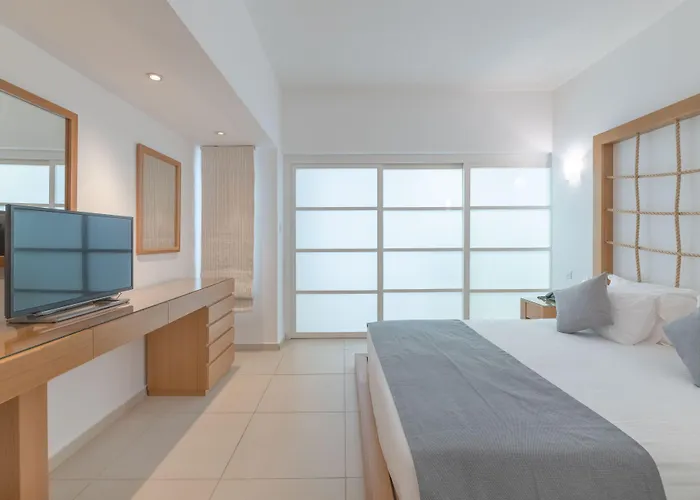 Hotell Napa Mermaid & Ayia Napa